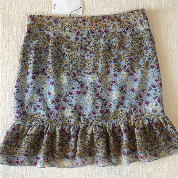 MNG Mango Floral Chiffon Front Ruche Mini Skirt - Picture 3 of 11
